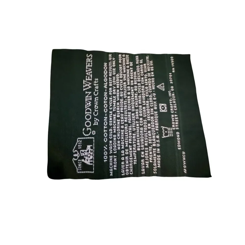 Goodwin Weavers Edith Collection Christmas Tapestry Throw Blanket 44” x 57”‎